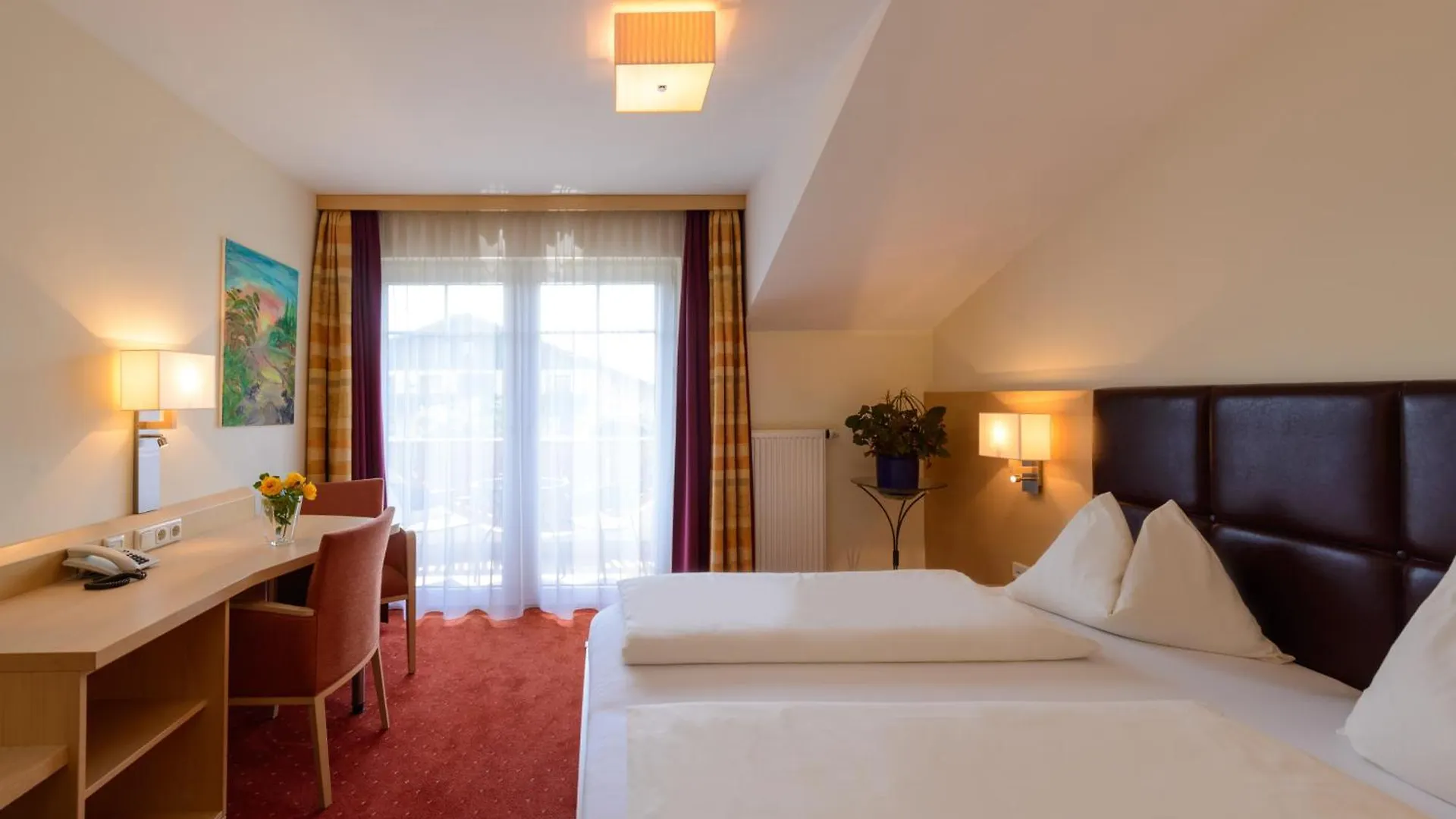 Hotel Himmelreich Wals-Siezenheim 4*,  Austria